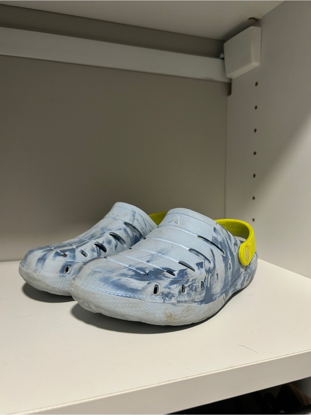 Kids Tie-Dye Slip-On Clog with Yellow Heel Strap